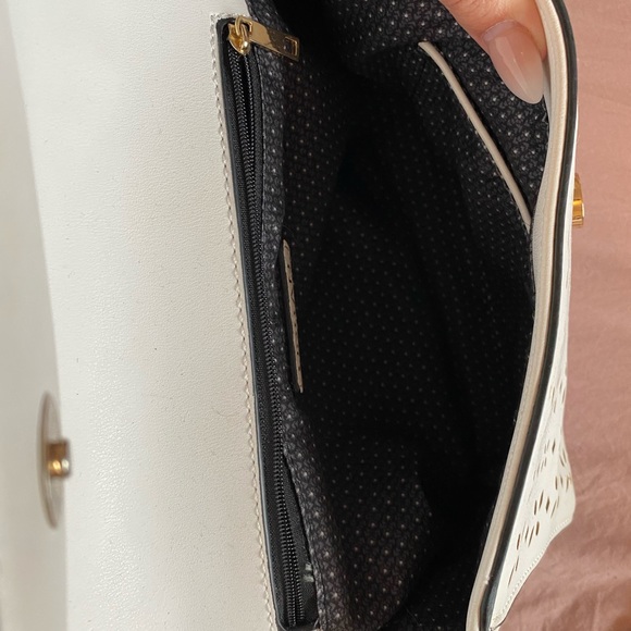 Cute purse - Picture 5 of 8